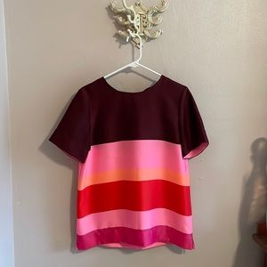 Banana Republic bold statement top 💕